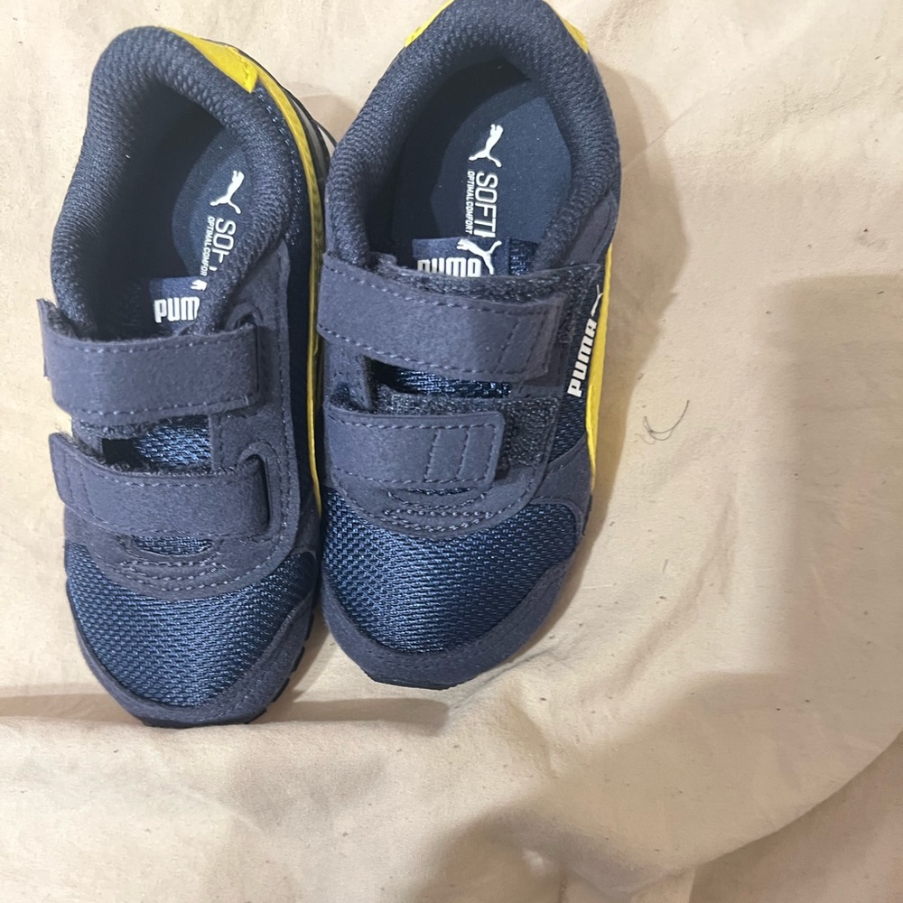 Toddler size 7 Puma (Brand New)